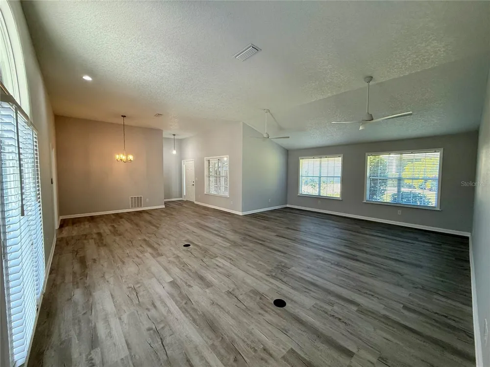 2410 S GLEN EAGLES DRIVE Deland, FL 32724