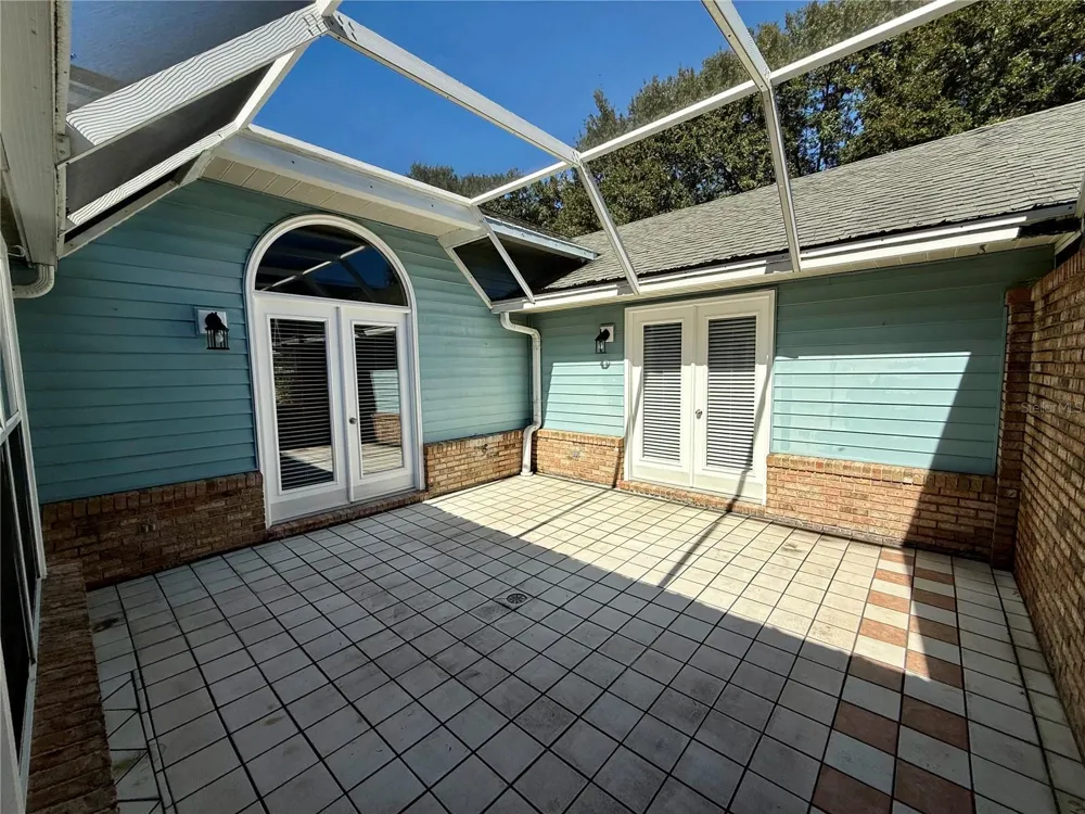 2410 S GLEN EAGLES DRIVE Deland, FL 32724
