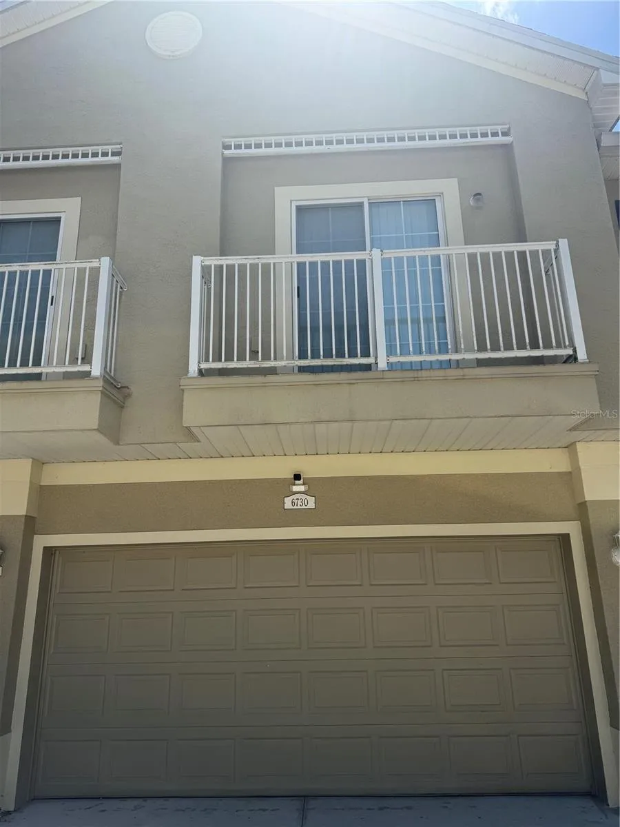 6730 EAGLE FEATHER DRIVE Riverview, FL 33578