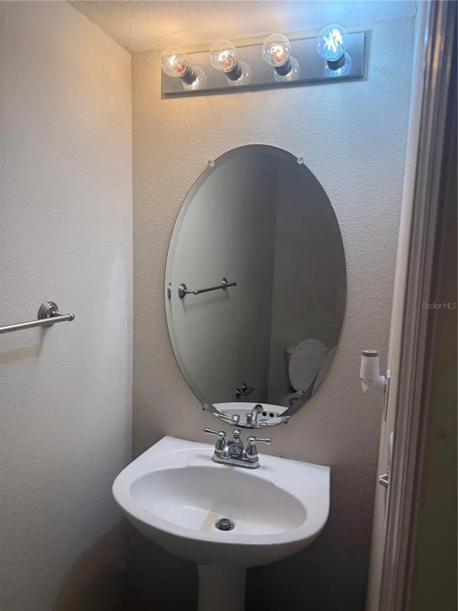 6730 EAGLE FEATHER DRIVE Riverview, FL 33578