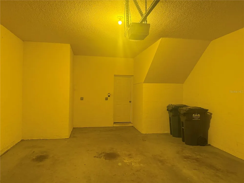 6730 EAGLE FEATHER DRIVE Riverview, FL 33578
