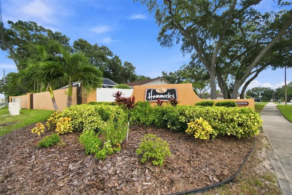 157 FOXCROFT DRIVE E Palm Harbor, FL 34683