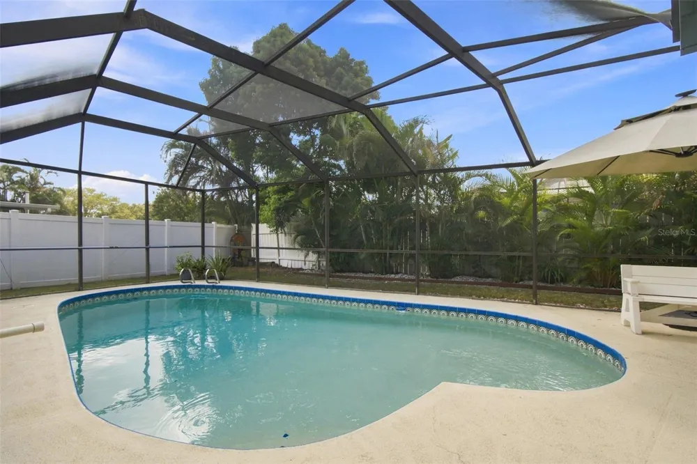 157 FOXCROFT DRIVE E Palm Harbor, FL 34683