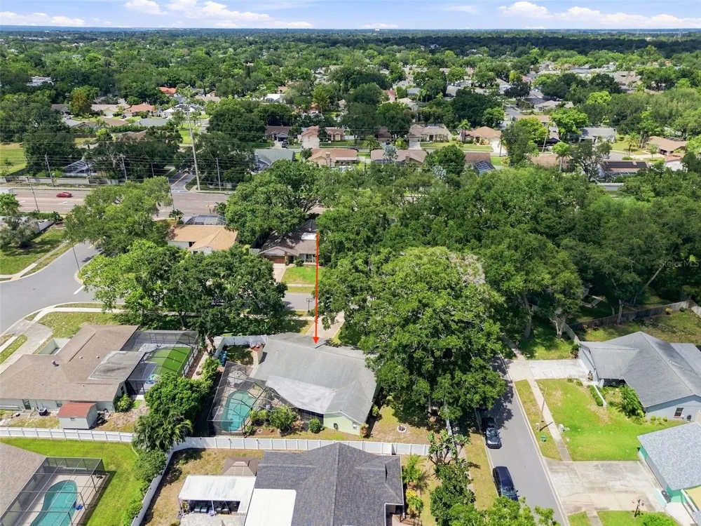 157 FOXCROFT DRIVE E Palm Harbor, FL 34683