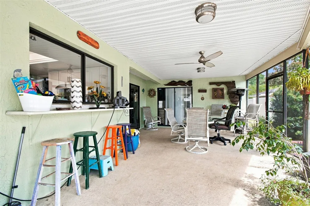 157 FOXCROFT DRIVE E Palm Harbor, FL 34683