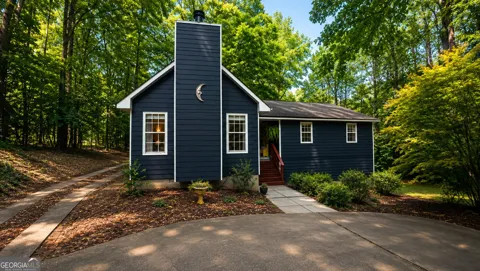 125 Maple PL
