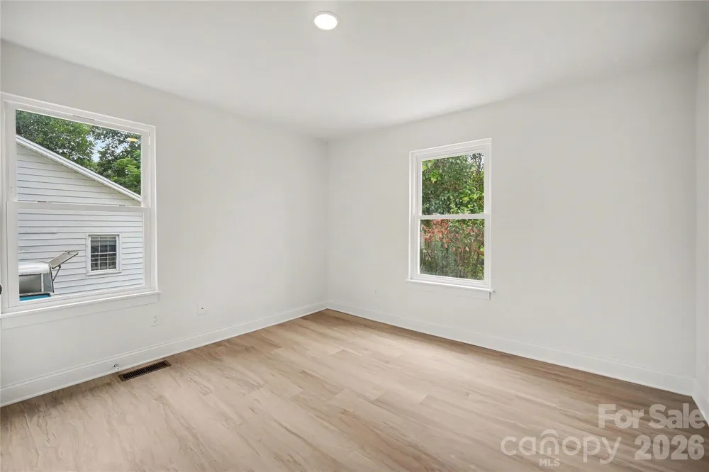 506 Linwood Road Gastonia, NC 28052