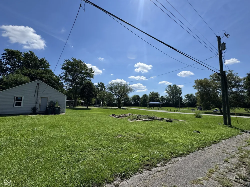 2807 Halford Street Anderson, IN 46016