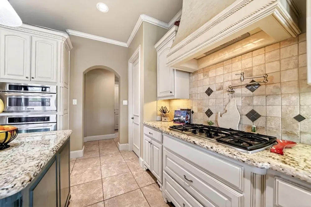 409 Settlers Ridge Drive Keller, TX 76248