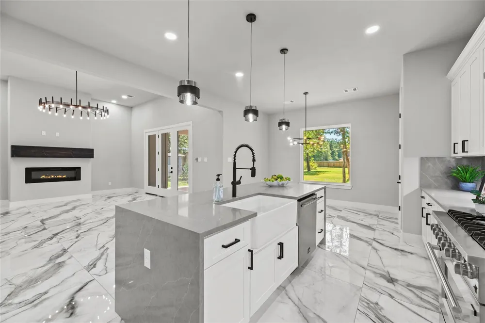 26819 South Creek Drive Magnolia, TX 77354