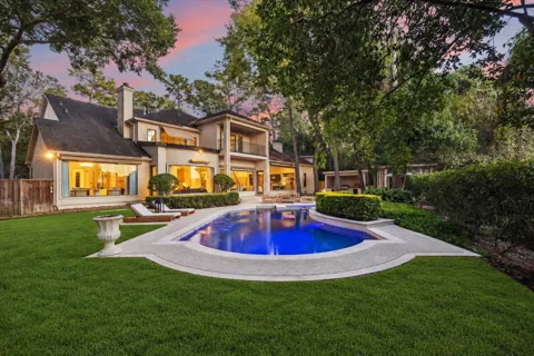 918 Huntington Cove