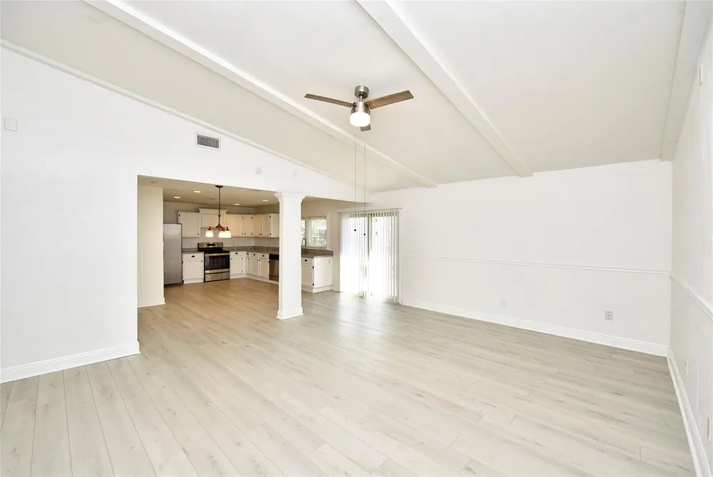 2207 Woodglen Drive Missouri City, TX 77489