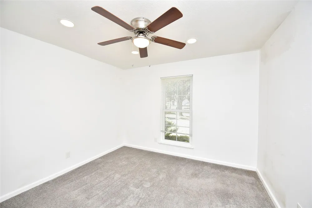 2207 Woodglen Drive Missouri City, TX 77489