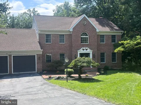 226 DOGWOOD DRIVE
