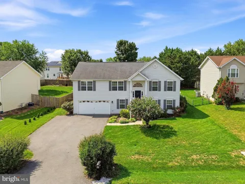 123 FAIRFAX DRIVE