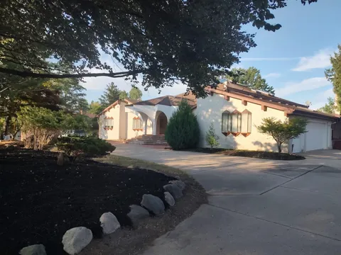 3541 Ridgeview Court