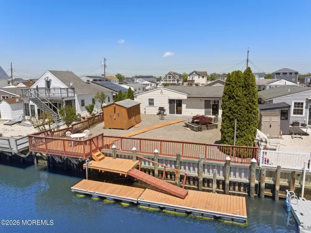 15 Lake Singleton Court Little Egg Harbor, NJ 08087