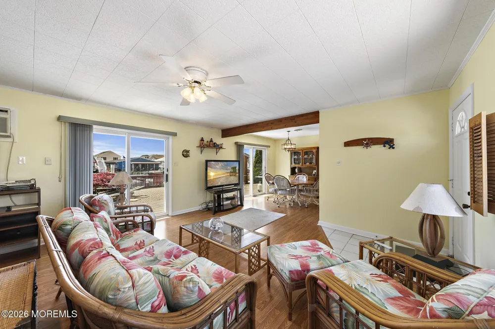 15 Lake Singleton Court Little Egg Harbor, NJ 08087