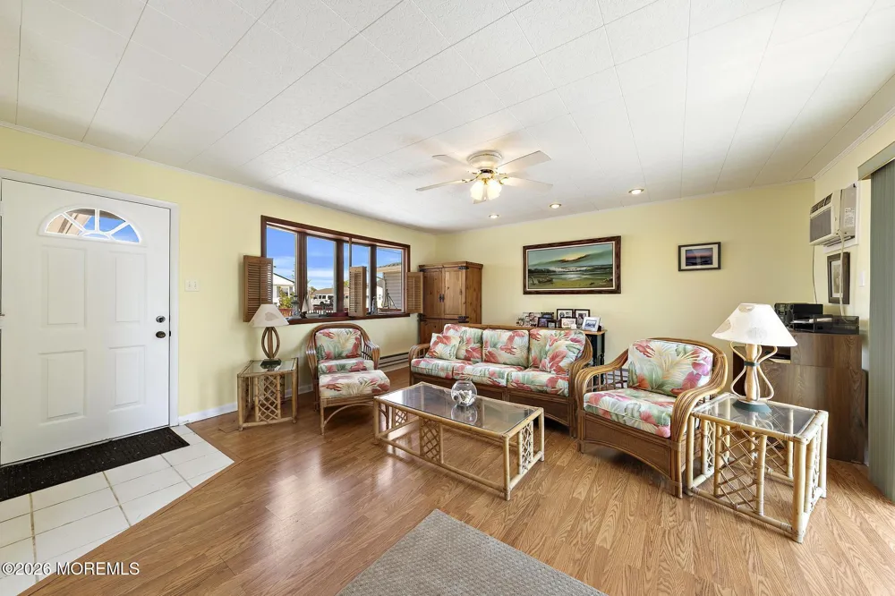 15 Lake Singleton Court Little Egg Harbor, NJ 08087