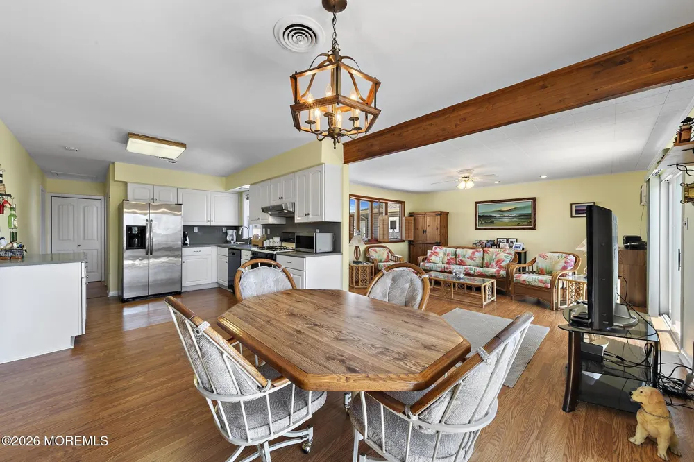 15 Lake Singleton Court Little Egg Harbor, NJ 08087