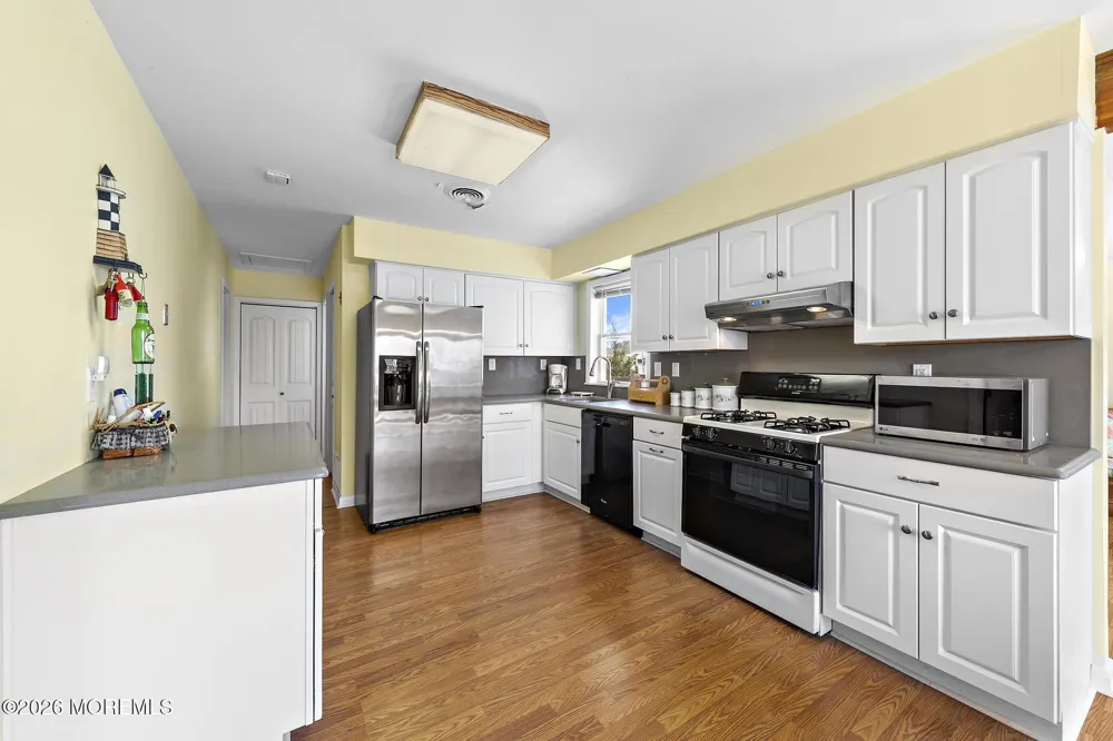 15 Lake Singleton Court Little Egg Harbor, NJ 08087