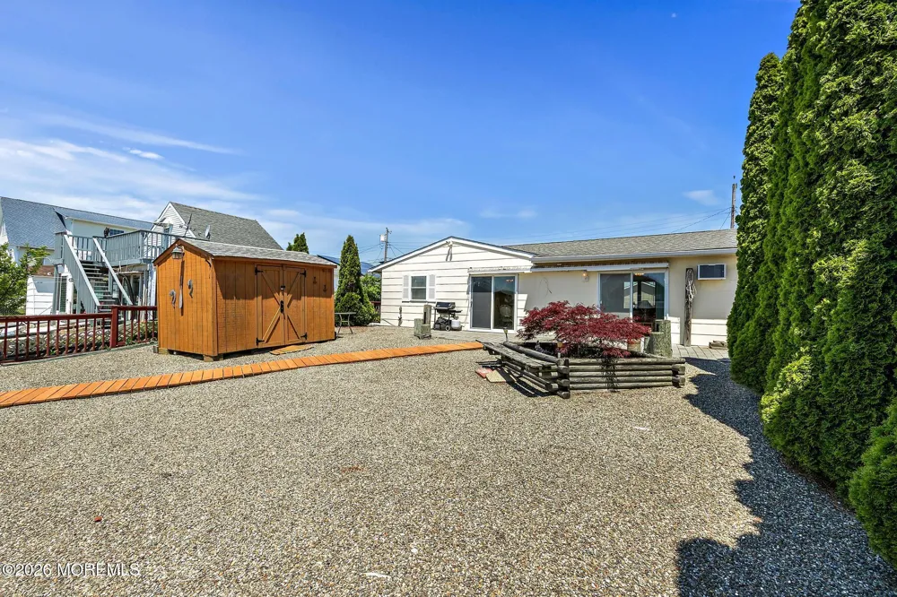 15 Lake Singleton Court Little Egg Harbor, NJ 08087