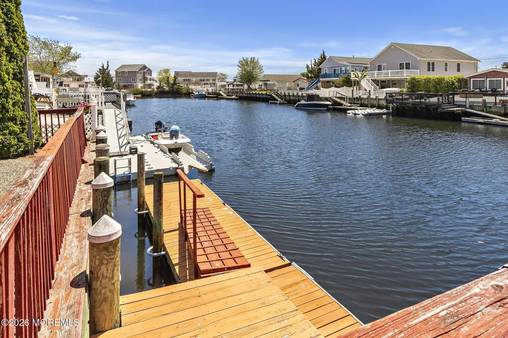 15 Lake Singleton Court Little Egg Harbor, NJ 08087