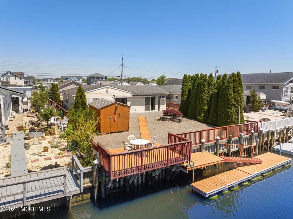 15 Lake Singleton Court Little Egg Harbor, NJ 08087