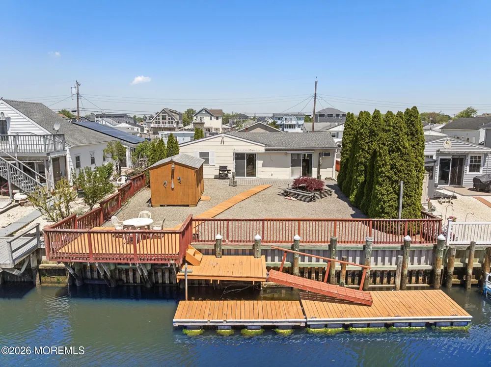 15 Lake Singleton Court Little Egg Harbor, NJ 08087