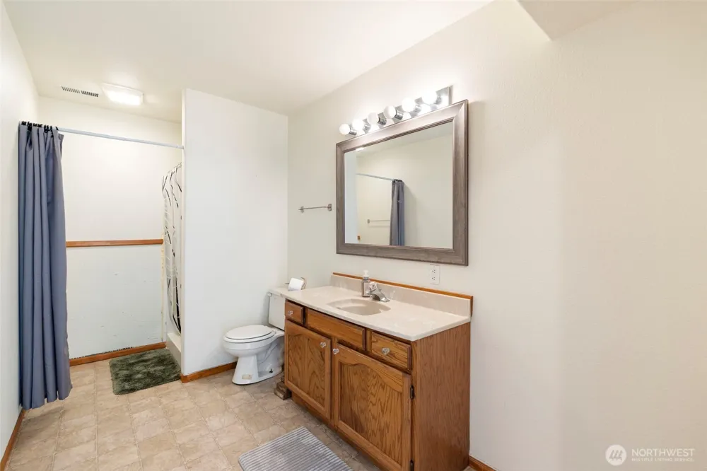 150 Pleasant Hill Road Chehalis, WA 98532