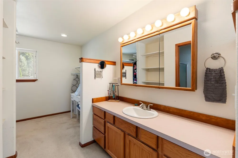 150 Pleasant Hill Road Chehalis, WA 98532