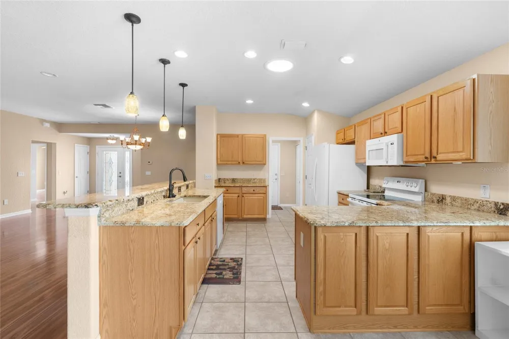 9215 SE 118TH LOOP Summerfield, FL 34491