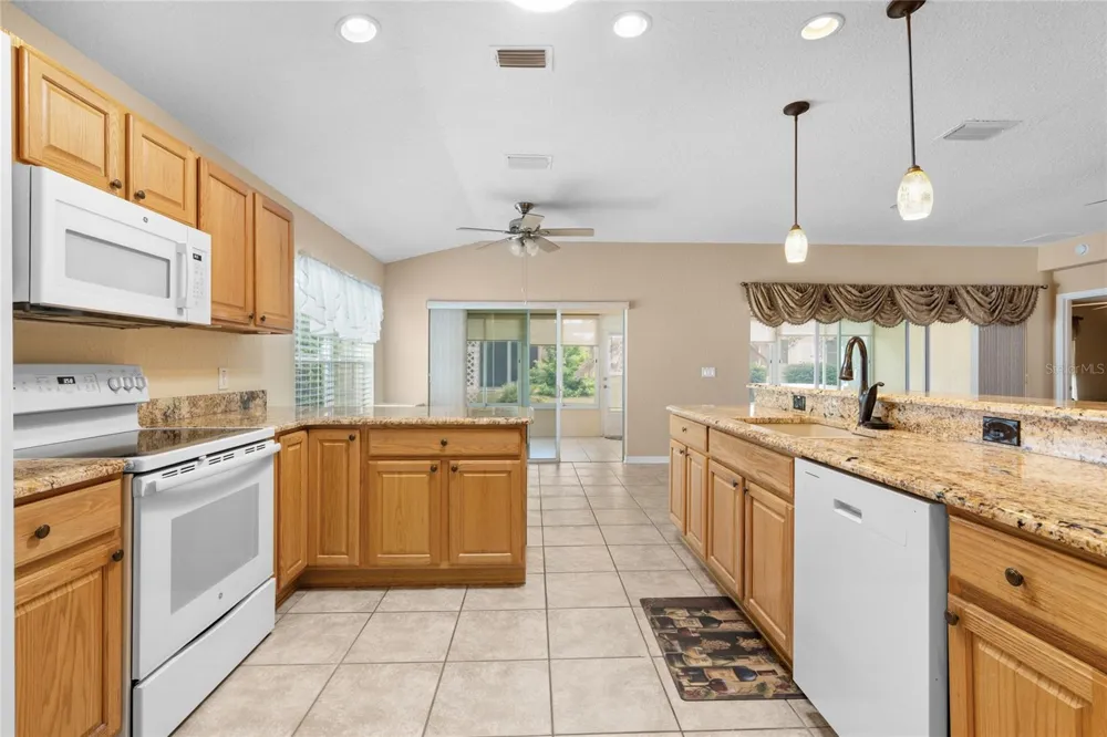 9215 SE 118TH LOOP Summerfield, FL 34491