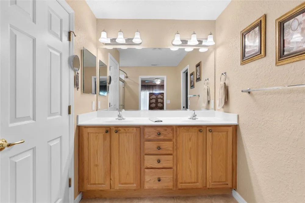 9215 SE 118TH LOOP Summerfield, FL 34491