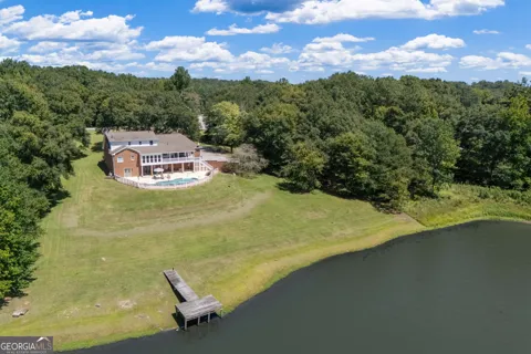 245 Pine Knott RD