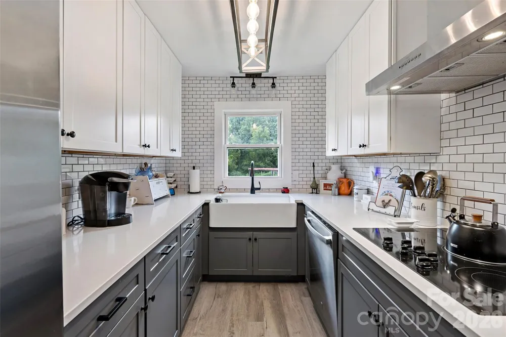 204 Quail Hollow Road Marion, NC 28752