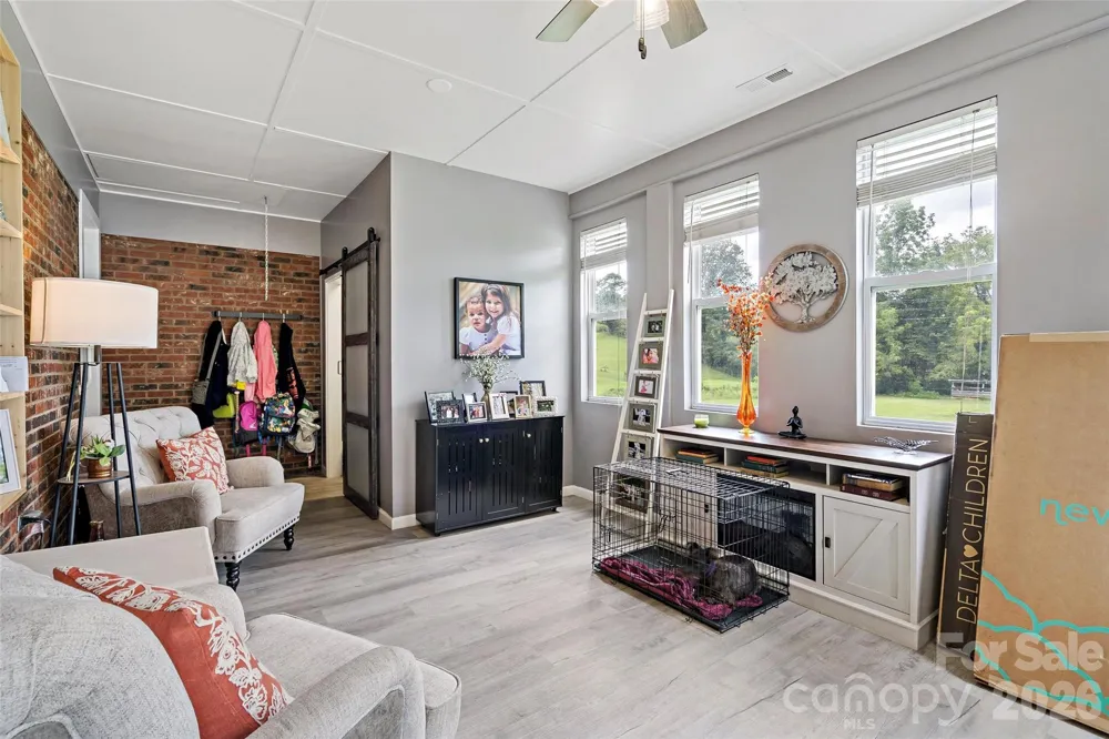 204 Quail Hollow Road Marion, NC 28752