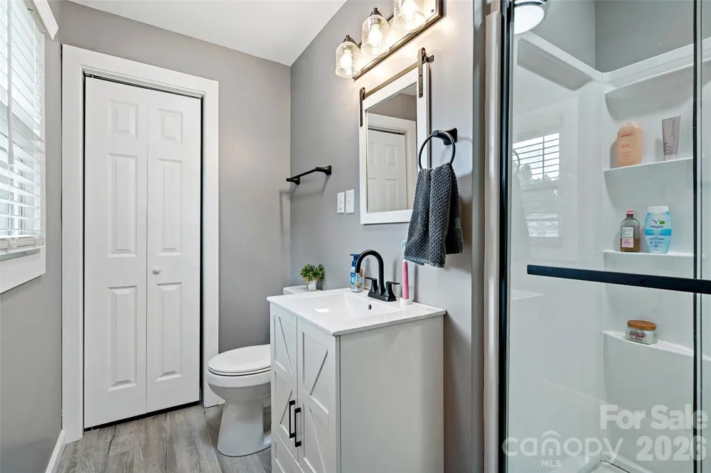 204 Quail Hollow Road Marion, NC 28752
