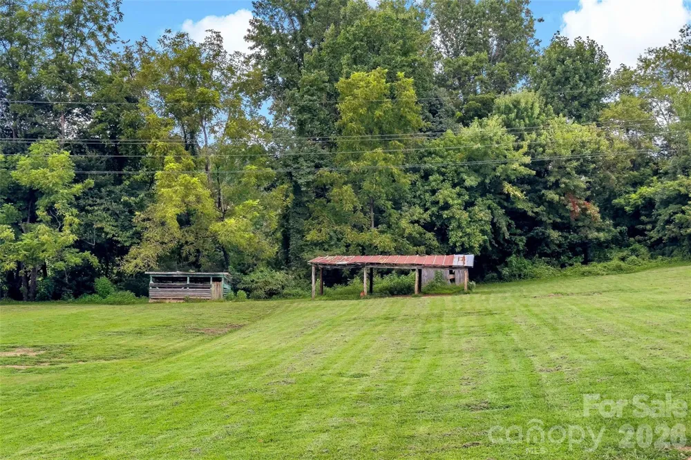 204 Quail Hollow Road Marion, NC 28752