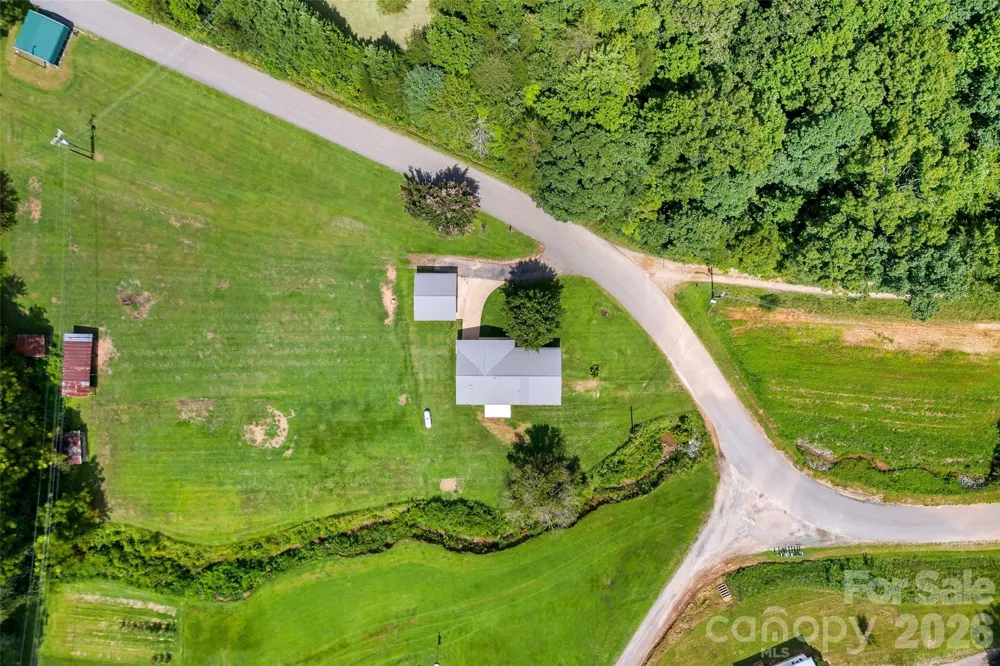 204 Quail Hollow Road Marion, NC 28752