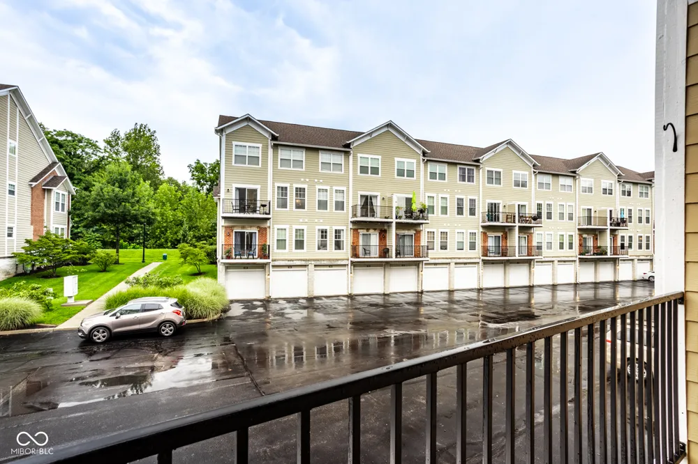 1109 Reserve Way Indianapolis, IN 46220