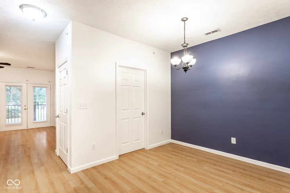 1109 Reserve Way Indianapolis, IN 46220