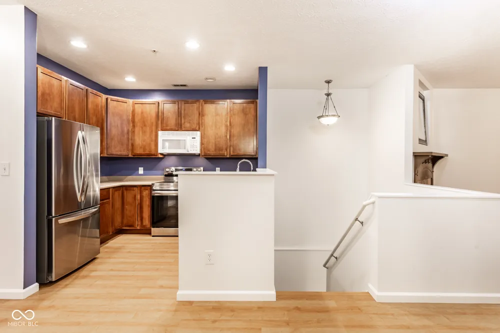 1109 Reserve Way Indianapolis, IN 46220