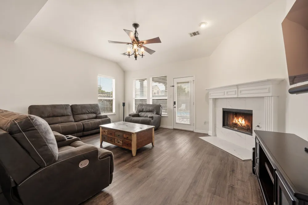 6528 Stewart Boulevard The Colony, TX 75056