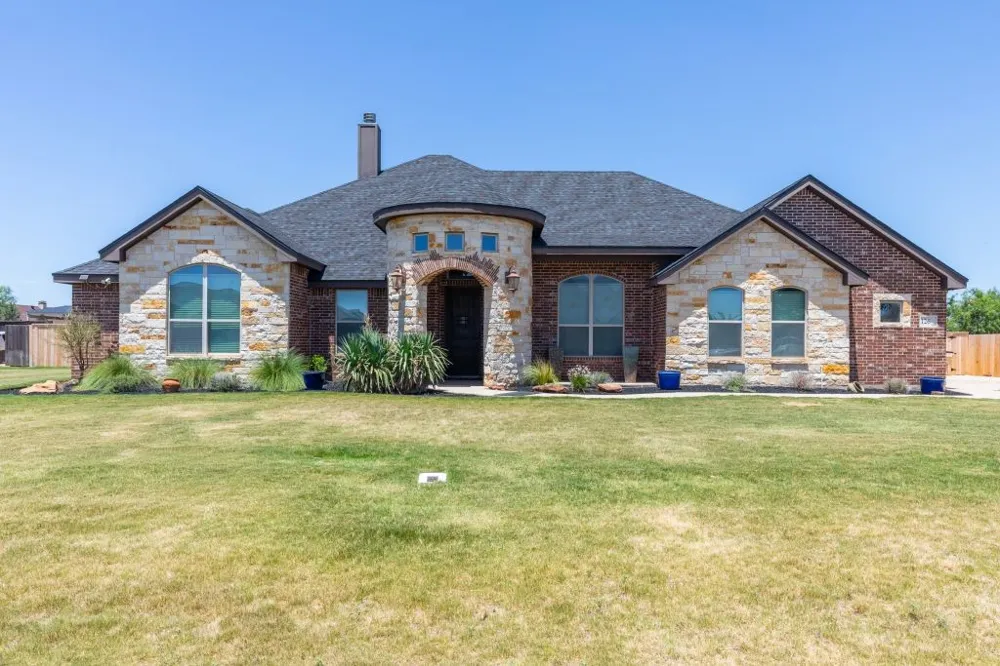 126 Angie Lane Abilene, TX 79602