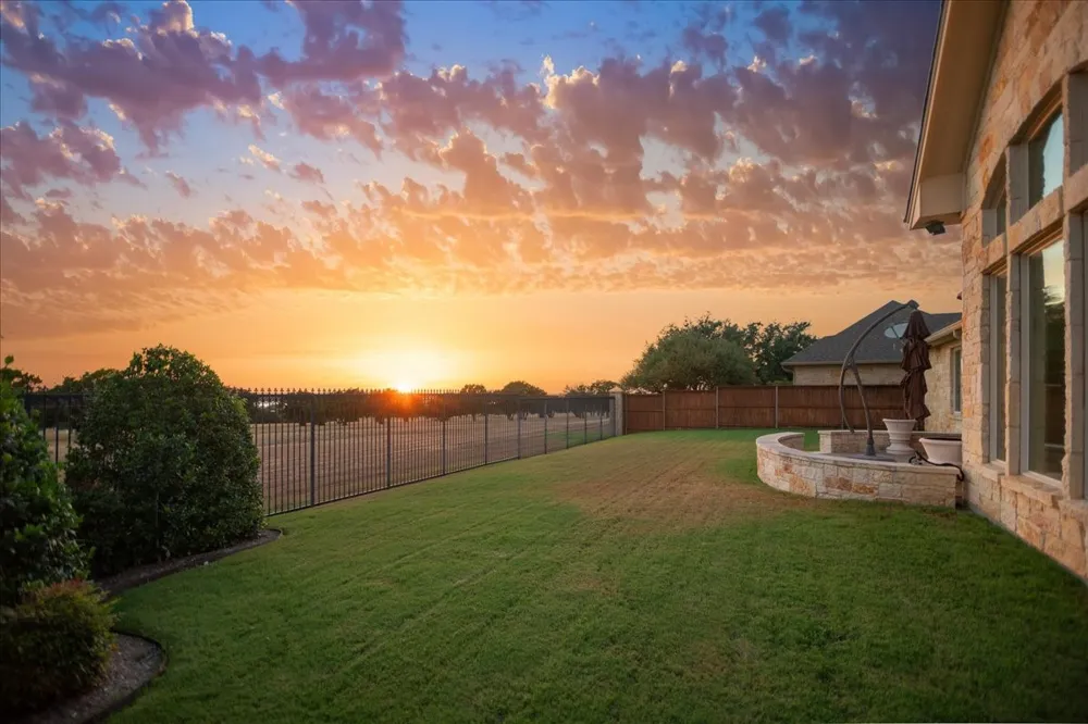 1608 Ridgewood Drive Waco, TX 76710