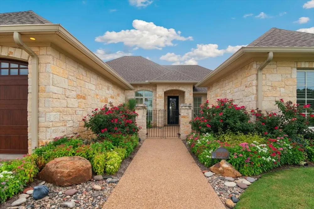 1608 Ridgewood Drive Waco, TX 76710