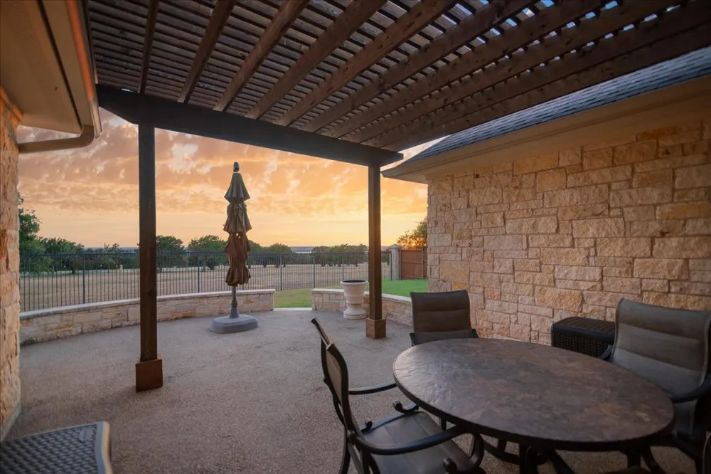 1608 Ridgewood Drive Waco, TX 76710