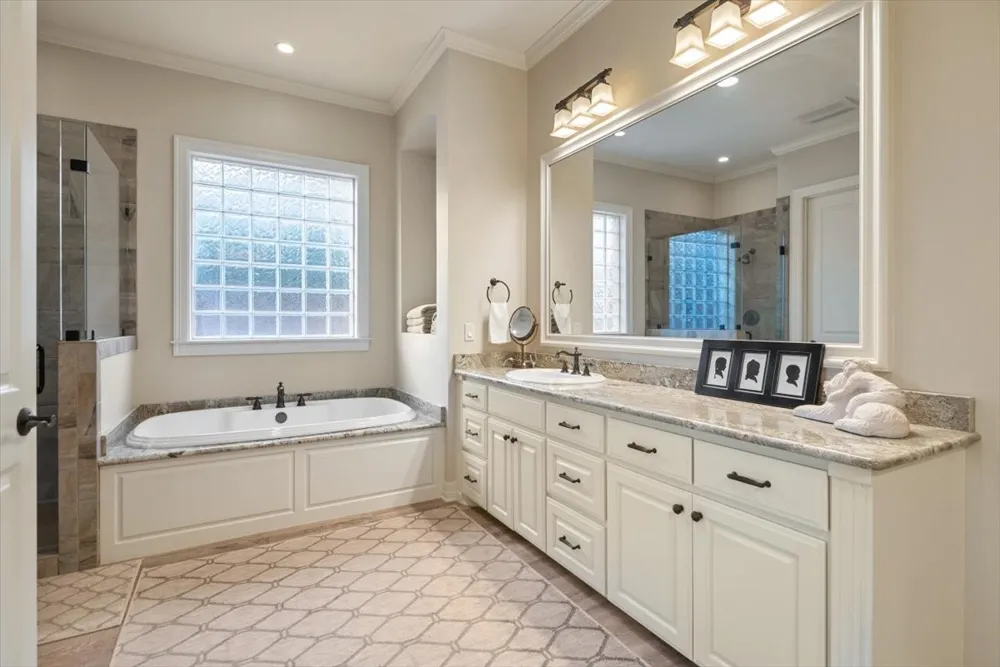 1608 Ridgewood Drive Waco, TX 76710