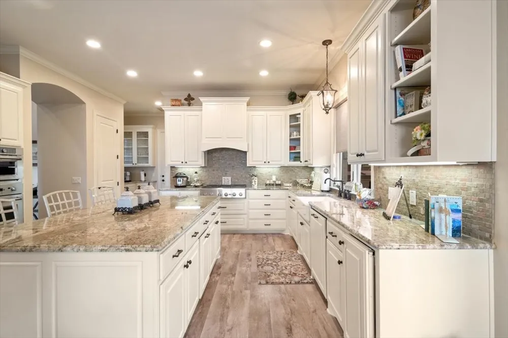 1608 Ridgewood Drive Waco, TX 76710